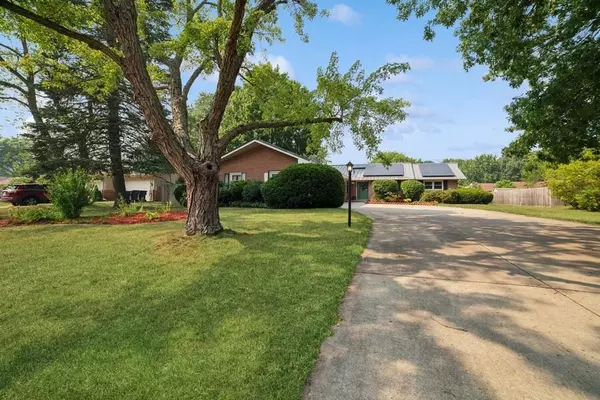 St. Joseph, MI 49085,1373 Saint Joseph Circle