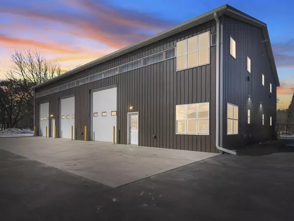 480 W Parkdale Avenue, Manistee, MI 49660