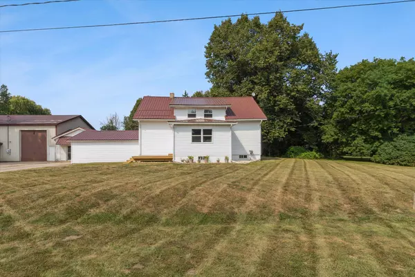 Edmore, MI 48829,5423 Howard City Edmore Road