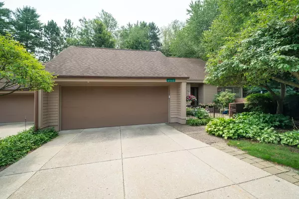 Grand Rapids, MI 49546,6562 Glaston SE Court