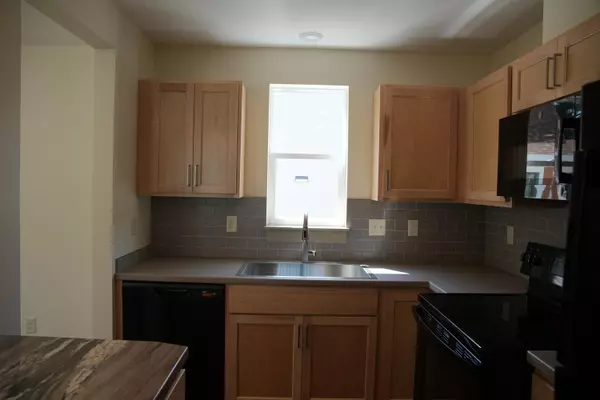Grand Rapids, MI 49507,2089 Linden SE Avenue