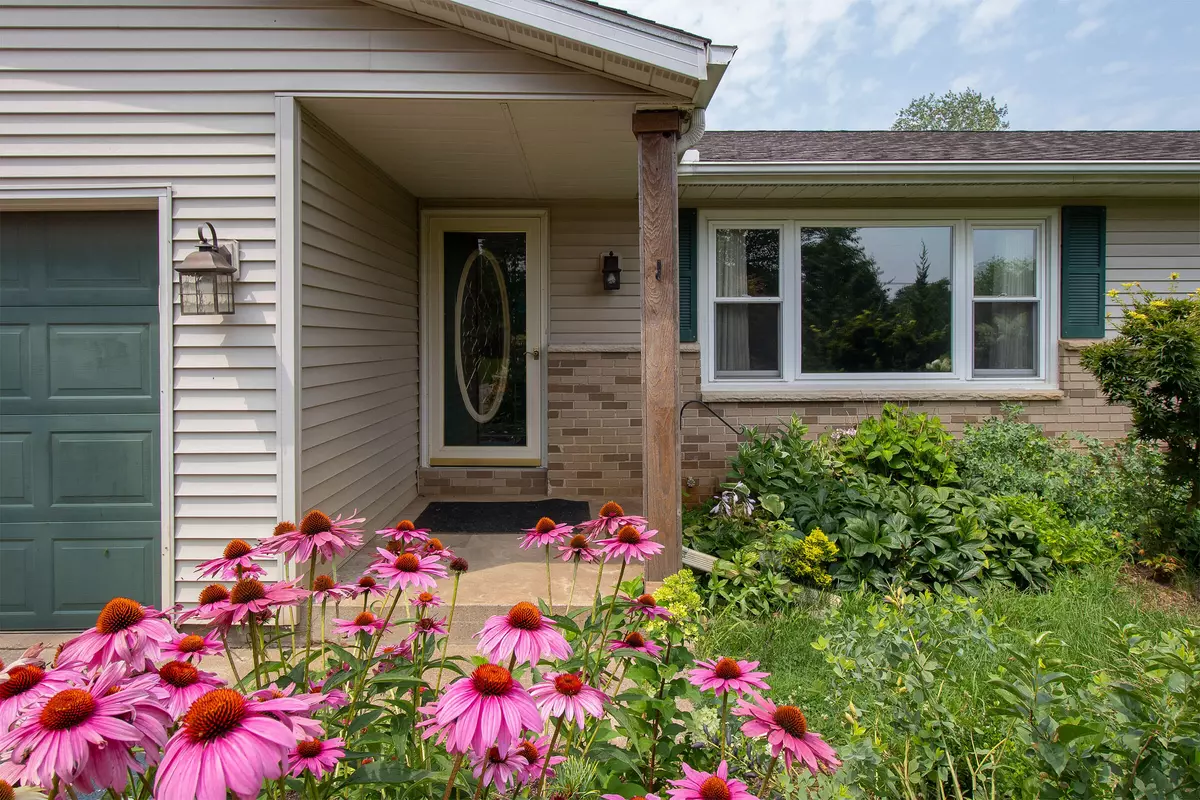 Ceresco, MI 49033,10215 8 Mile Road