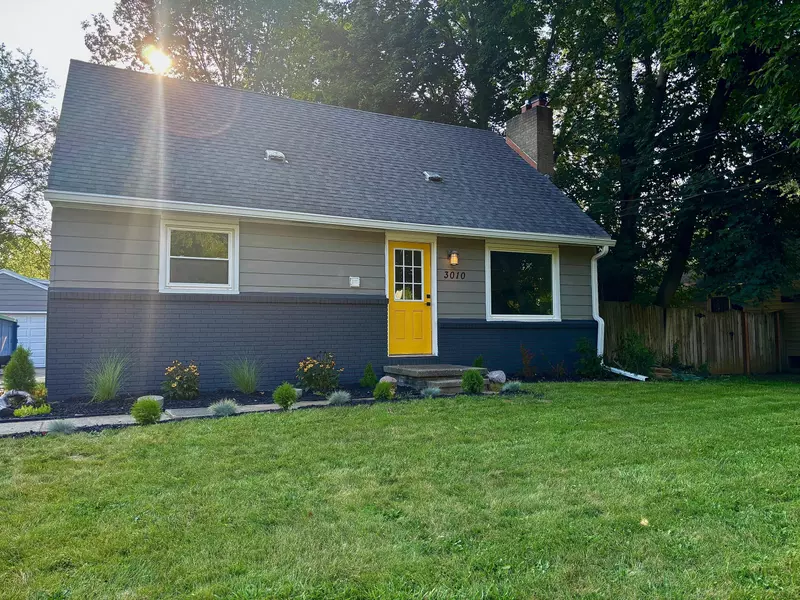 3010 Pleasant Grove Road, Lansing, MI 48910