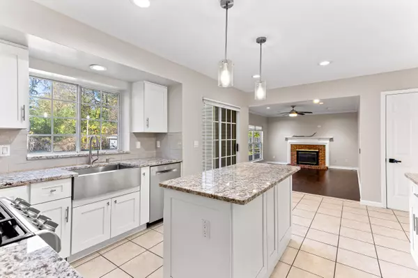 West Bloomfield, MI 48324,1844 Poppleton Drive