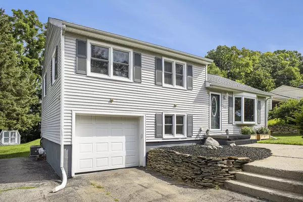 Jackson, MI 49203,2005 Cascade Drive