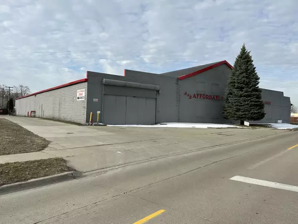 341 Goddard Road, Wyandotte, MI 48192