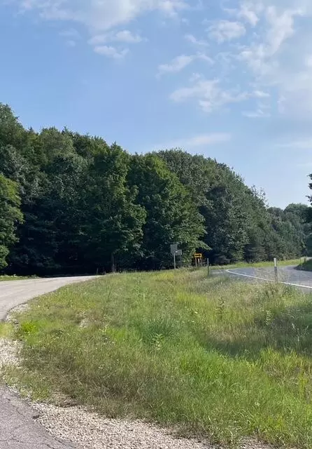 M22  Northwood Hwy, Arcadia, MI 49613
