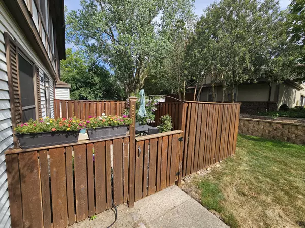 Grand Rapids, MI 49508,3512 Whispering Brook SE Drive #11