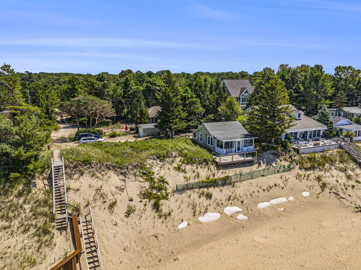 West Olive, MI 49460,10589 Lakeshore Drive