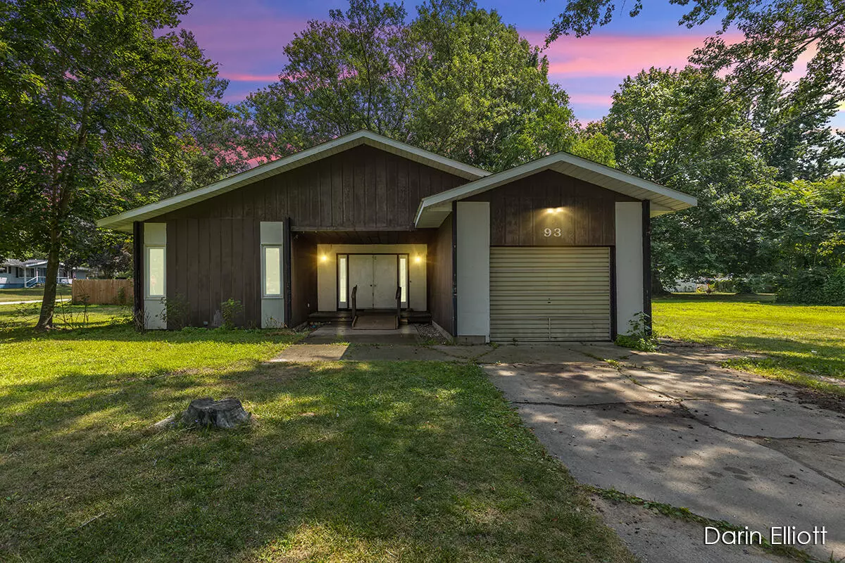 Lyons, MI 48851,93 N Robinson Street