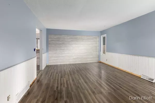 Lyons, MI 48851,93 N Robinson Street