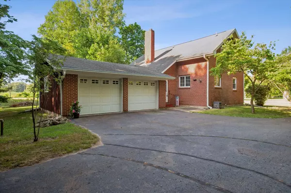 Leslie, MI 49251,1977 Ives Road