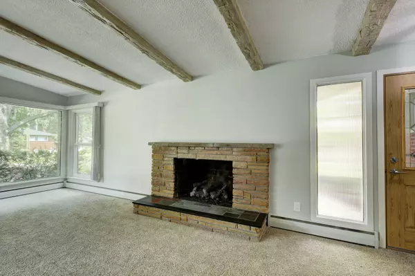 Livonia, MI 48154,16226 Southampton Court