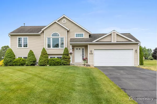 Cedar Springs, MI 49319,4233 Ives Farm NE Lane