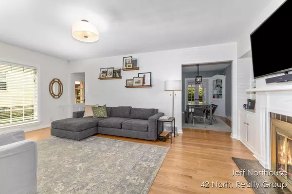 Grand Rapids, MI 49507,1745 Margaret SE Avenue