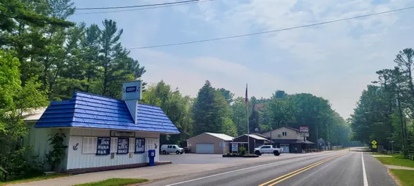 Mears, MI 49436,8587 Silver Lake Road