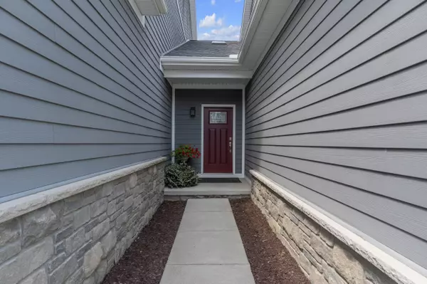 Saline, MI 48176,108 E Henry Street #805
