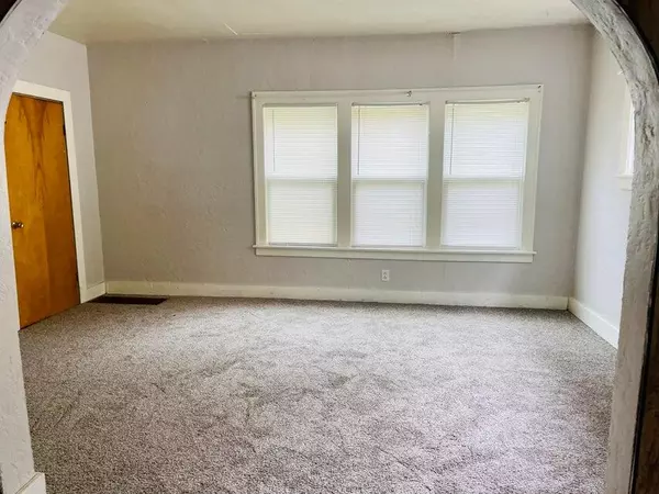 Muskegon, MI 49442,1303 Emerson Avenue