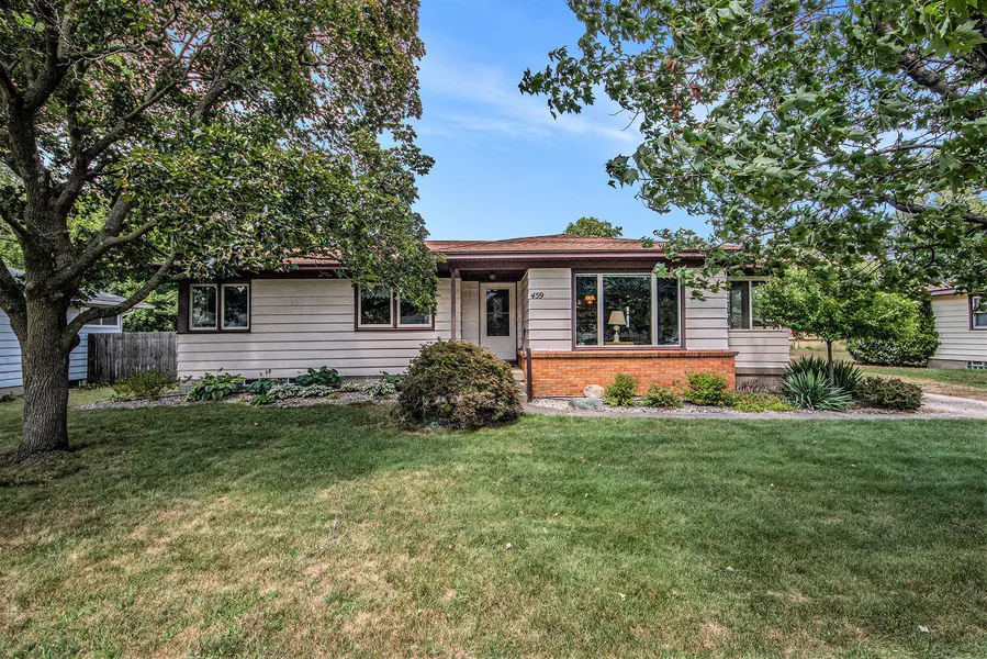 459 Fendale SE Street, Grand Rapids, MI 49548