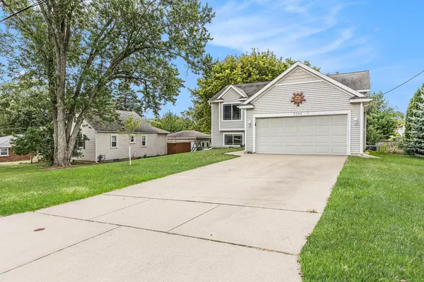 Walker, MI 49534,3380 Milo NW Street