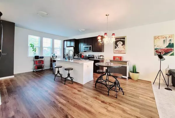 Royal Oak, MI 48073,2500 Normandy #72