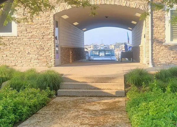 New Buffalo, MI 49117,340 N Berrien Street