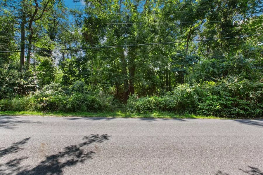 10520 Marquette Drive, New Buffalo, MI 49117