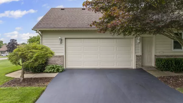 South Lyon, MI 48178,11274 Arrowhead Drive