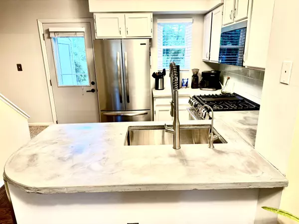 8074 Wimbledon Drive, Portage, MI 49024
