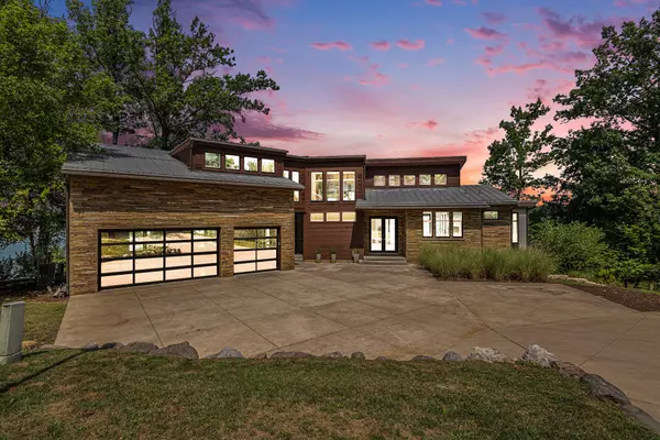 Dowagiac, MI 49047,68448 Beechwood Drive