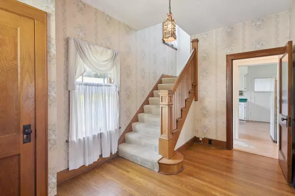 Marshall, MI 49068,314 N Linden Street