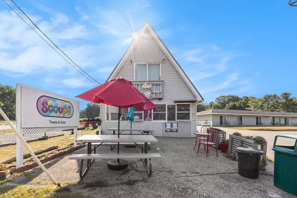 Ludington, MI 49431,1882 N Lakeshore Dr