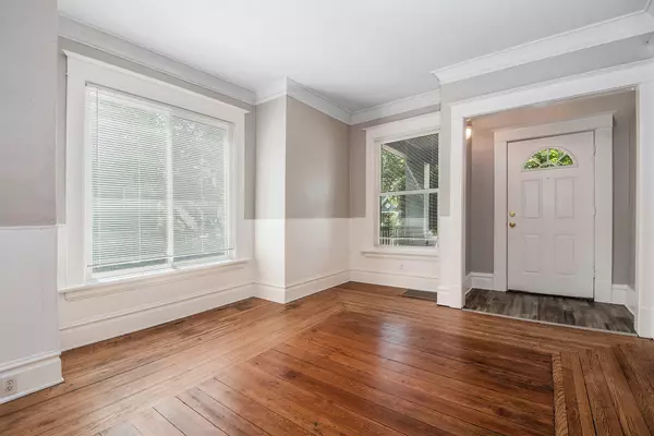 Grand Rapids, MI 49507,1114 Madison SE Avenue