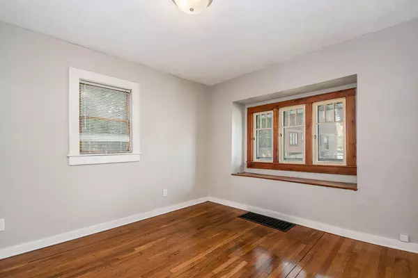 Grand Rapids, MI 49503,614 Sherman SE Street