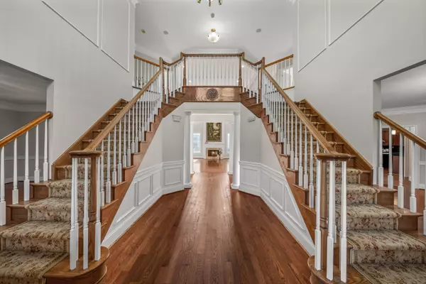 Ann Arbor, MI 48103,2086 Autumn Hill Drive