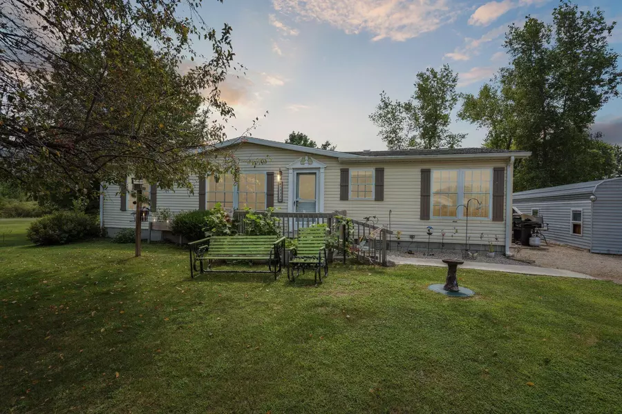 13330 Nelson Street, Bath, MI 48808
