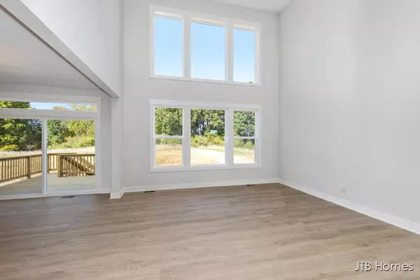 Alto, MI 49302,8309 Kettle Hill SE Court