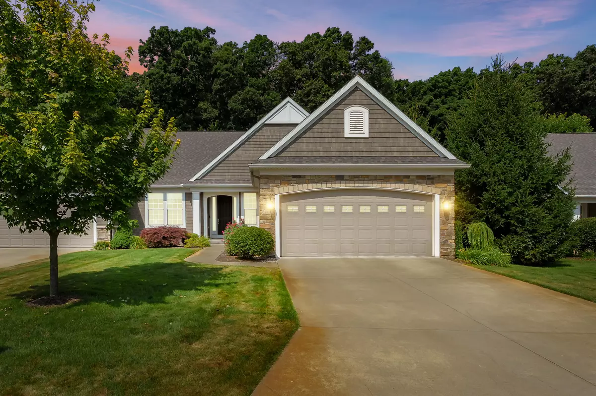 Portage, MI 49024,8904 Oakland Hills Circle