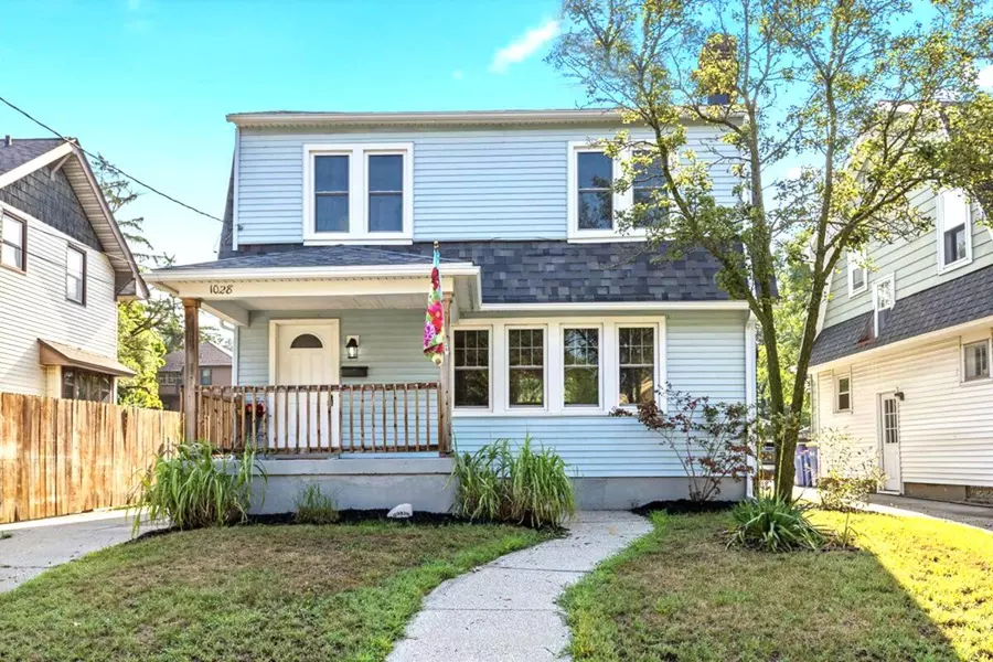 1028 Underwood SE Avenue, Grand Rapids, MI 49506