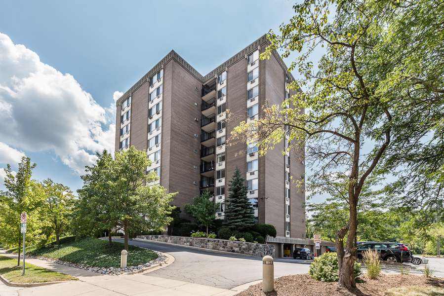 1050 Wall Street #8D, Ann Arbor, MI 48105