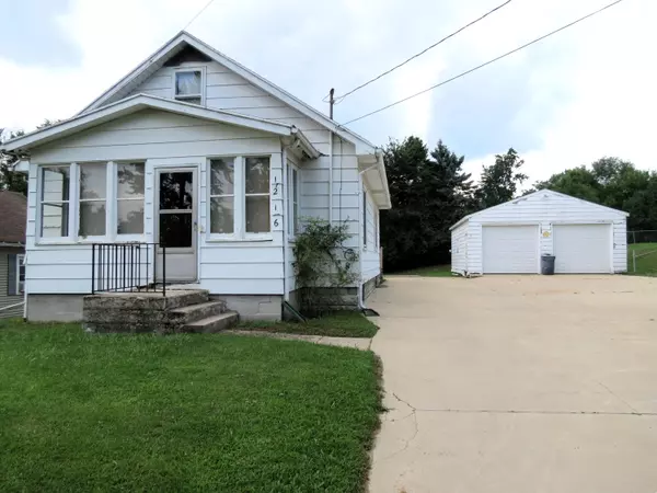 1216 Knapp Street, Jackson, MI 49203