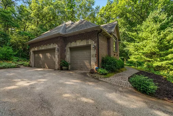 Bridgman, MI 49106,5797 Wildwood Drive