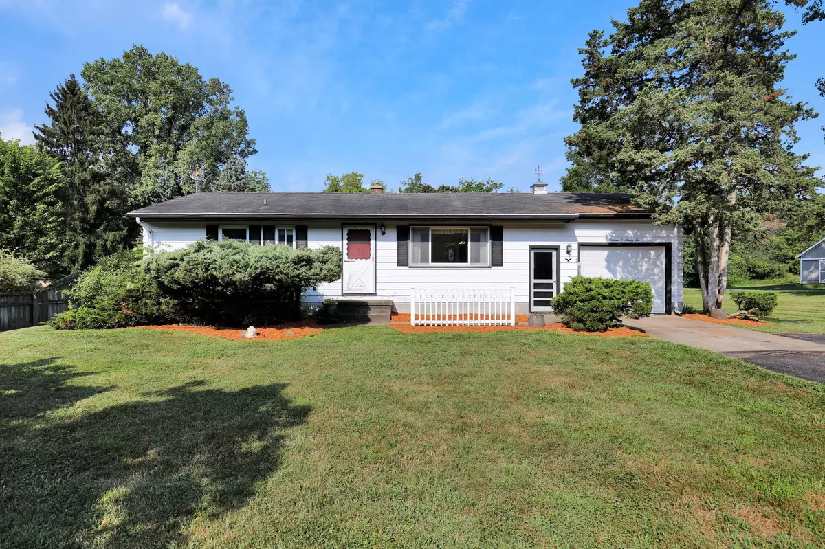 East Lansing, MI 48823,16092 Center Road Road