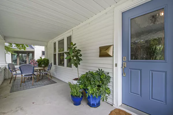 East Grand Rapids, MI 49506,2035 Wealthy SE Street