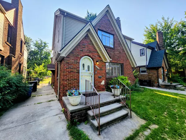 4489 Kensington Avenue, Detroit, MI 48224