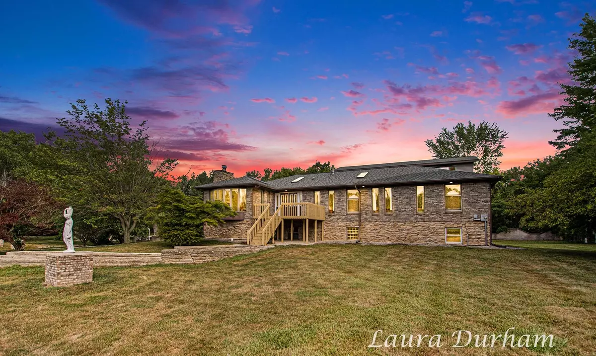 Fennville, MI 49408,5653 Landsburg Road