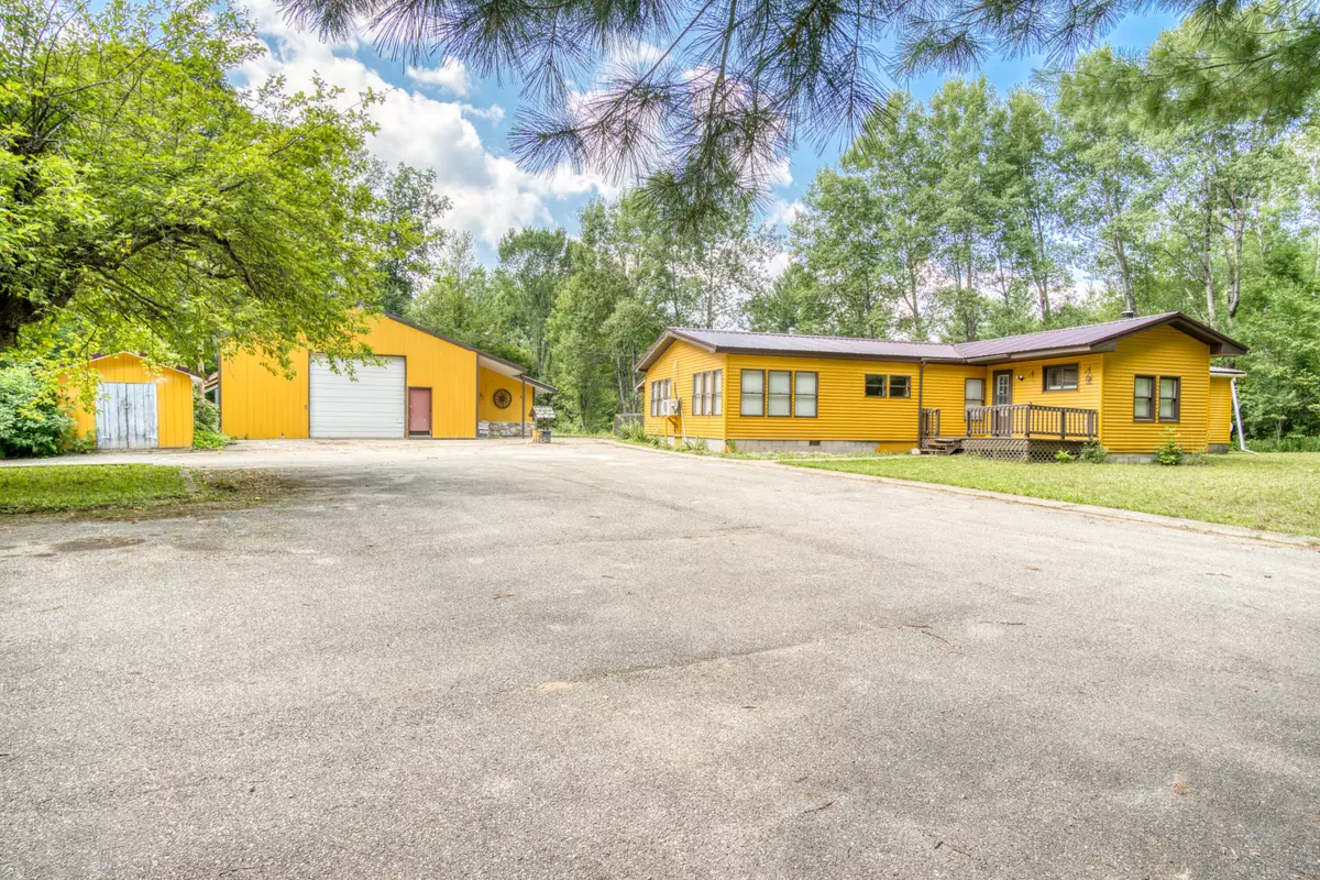 Tustin, MI 49688,8271 N Lakola Road