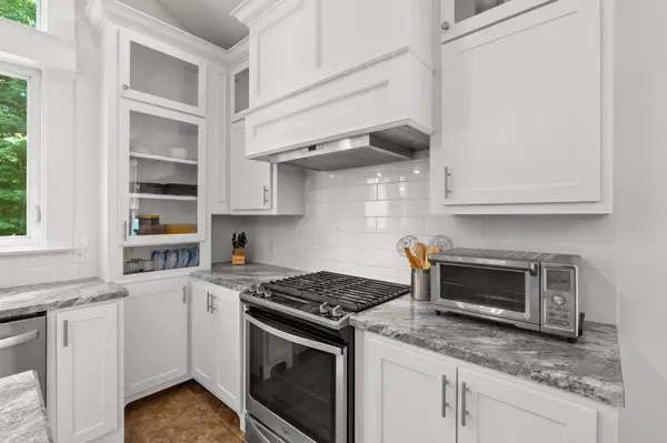 Kalamazoo, MI 49009,8777 W Main Street