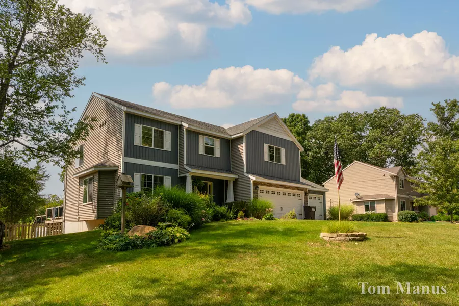 8471 45th SE Street, Ada, MI 49301