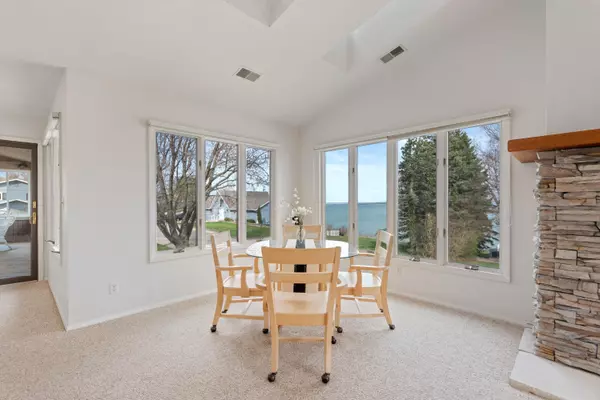 New Buffalo, MI 49117,1321 Shore Drive